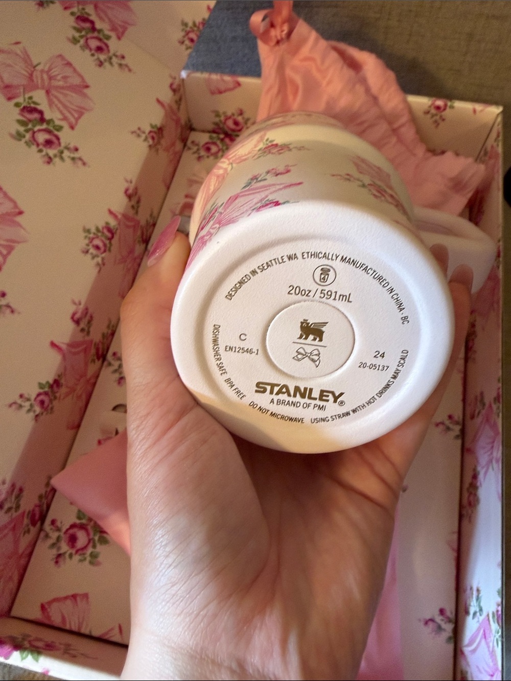 Stanley x LoveShackFancy 20oz Rosa Beaux Pink New in box! 🎀 - Picture 6 of 7
